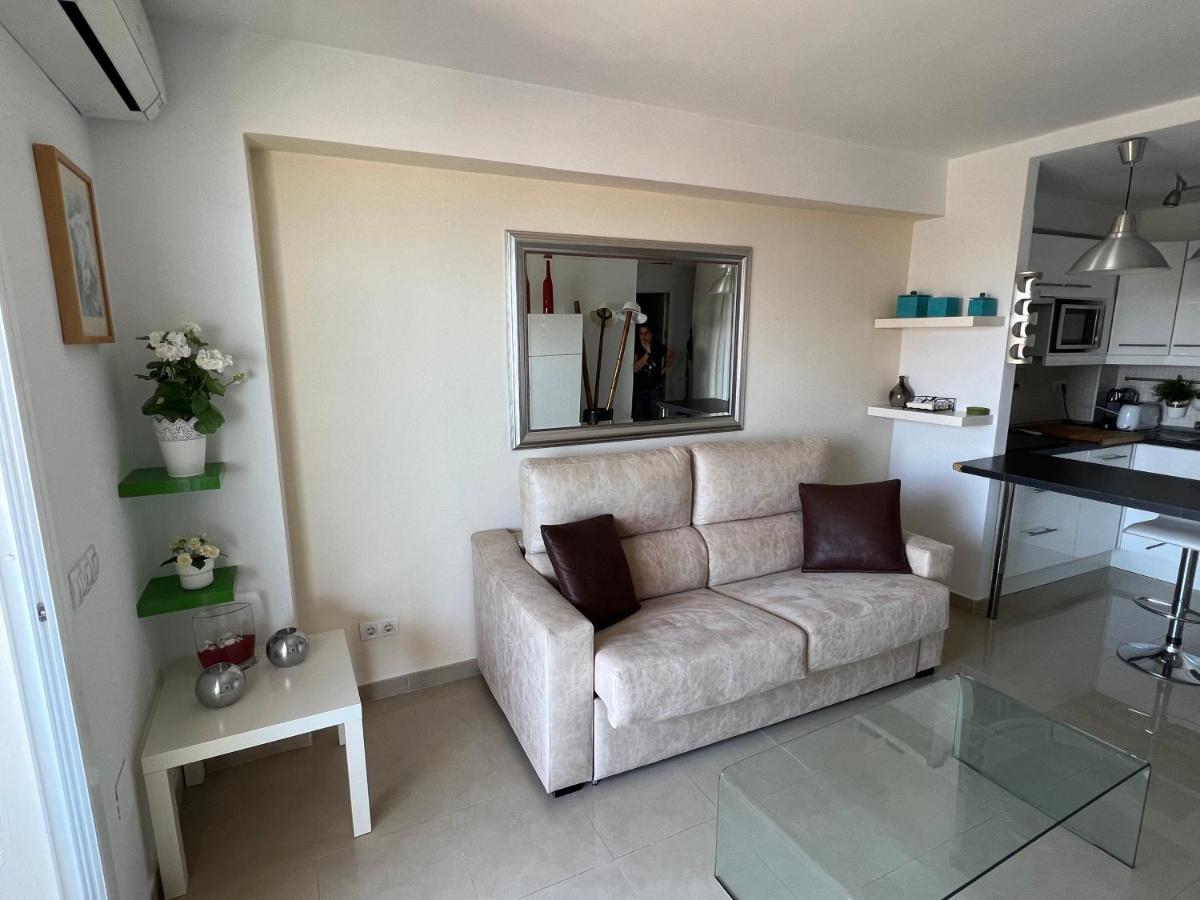 Apartamento Carihuela ตอร์เรโมลิโนส ภายนอก รูปภาพ