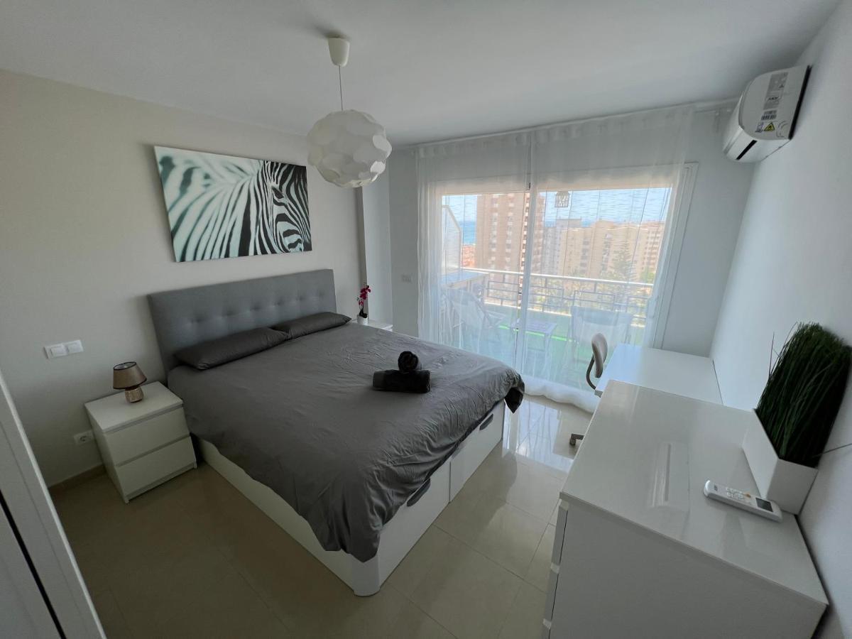 Apartamento Carihuela ตอร์เรโมลิโนส ภายนอก รูปภาพ