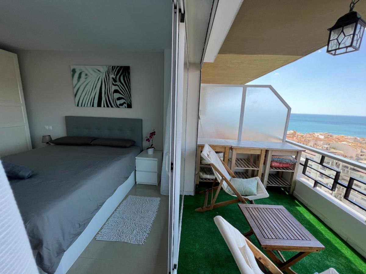 Apartamento Carihuela ตอร์เรโมลิโนส ภายนอก รูปภาพ