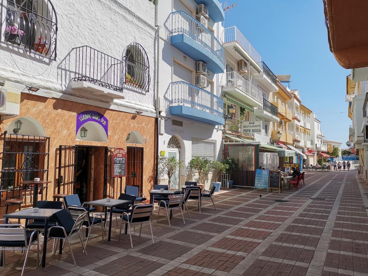 Apartamento Carihuela ตอร์เรโมลิโนส ภายนอก รูปภาพ