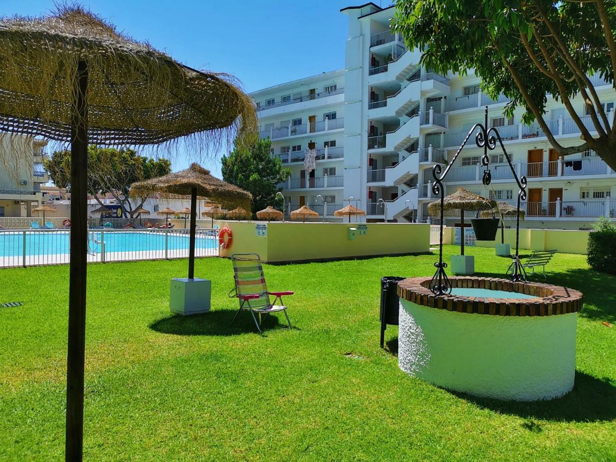 Apartamento Carihuela ตอร์เรโมลิโนส ภายนอก รูปภาพ